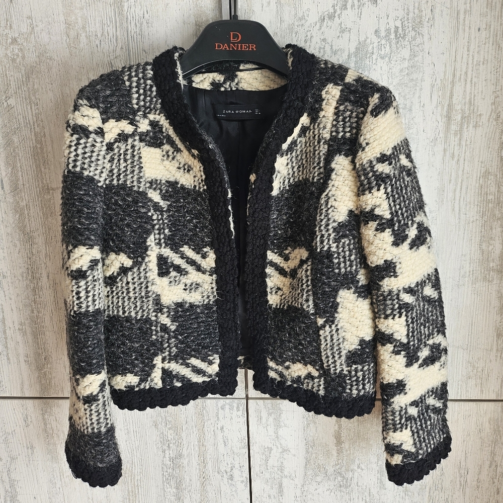 Zara Woman Wool Blend Patterned Jacket Size L Fits Like S Or M